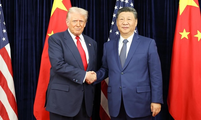 Си Цзиньпин и Дональд Трамп провели первую встречу после возвращения Трампа в Белый дом Си Цзиньпин и Дональд Трамп провели первую встречу после возвращения Трампа в Белый дом