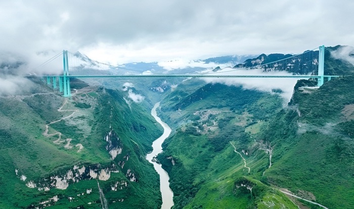 Мосты под небесами - фото