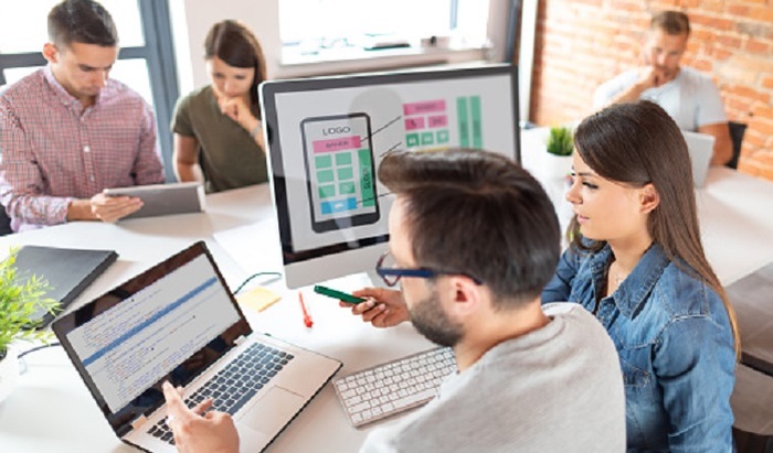 Минцифры предложило штрафовать компании за использование иностранного софта - фото