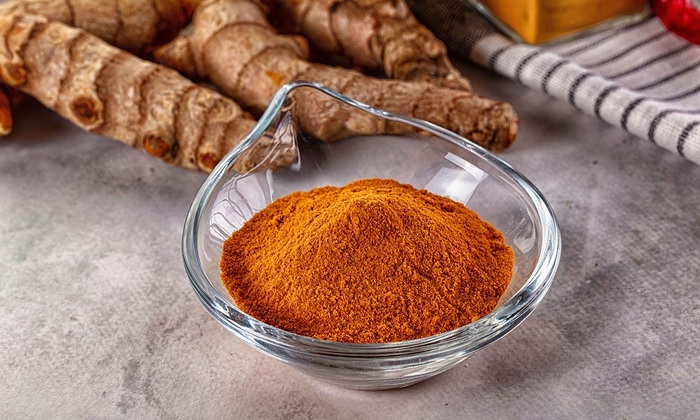 Куркума может быть опасной для жизни - фото