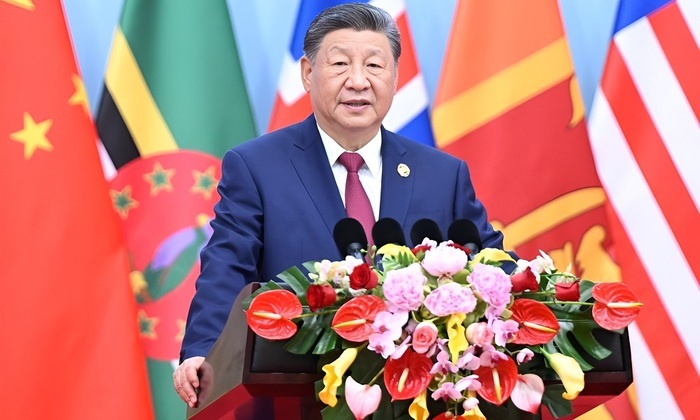 «Они держат половину неба» - фото