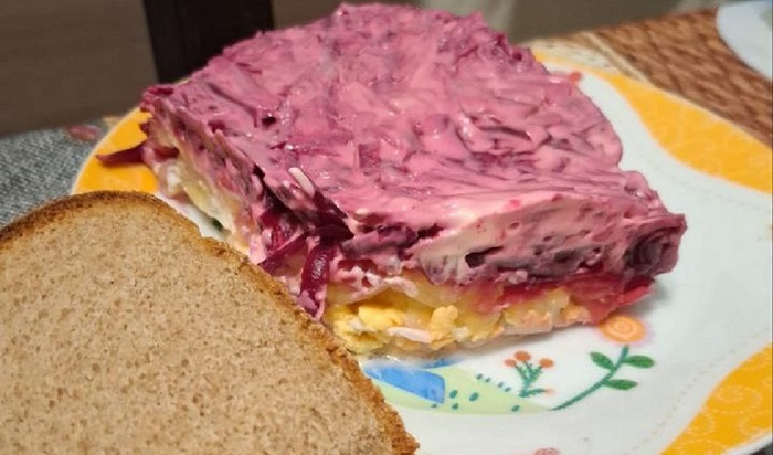 Новогодняя «шуба» подорожала: сколько теперь стоит популярный салат Новогодняя «шуба» подорожала: сколько теперь стоит популярный салат