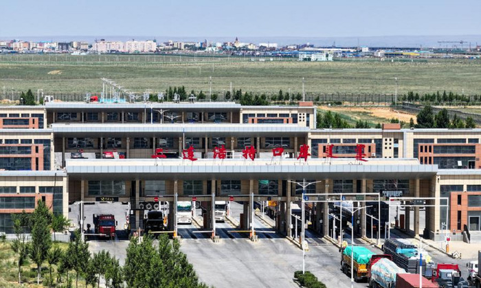 «Почта Китая» открыла новый сухопутный маршрут доставки грузов в Россию через Монголию - фото