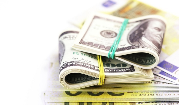 Россиянам рассказали, стоит ли покупать валюту в 2026 году - фото