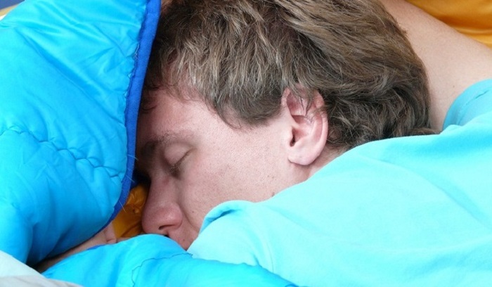 Назван простой способ снизить риск множества хронических болезней - фото