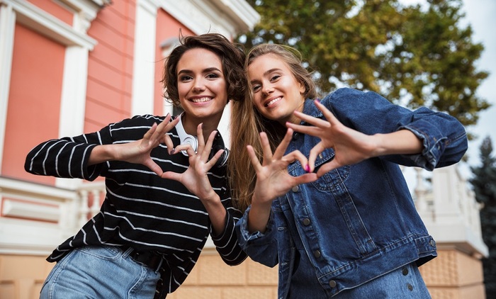 Дружба женская не сломается... - фото