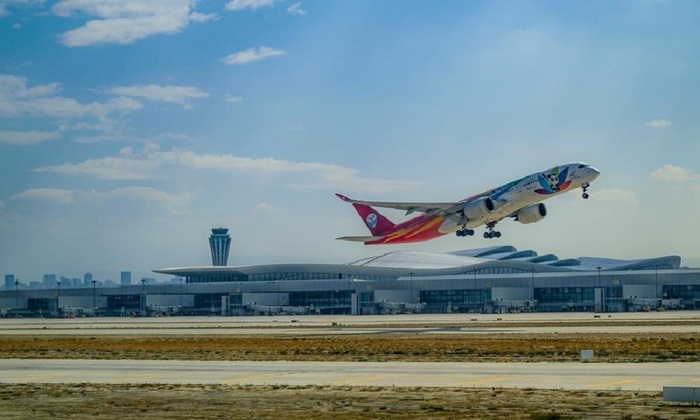 В аэропорту Урумчи фиксируется резкий рост турпотока между Китаем и Россией после введения безвизового режима - фото