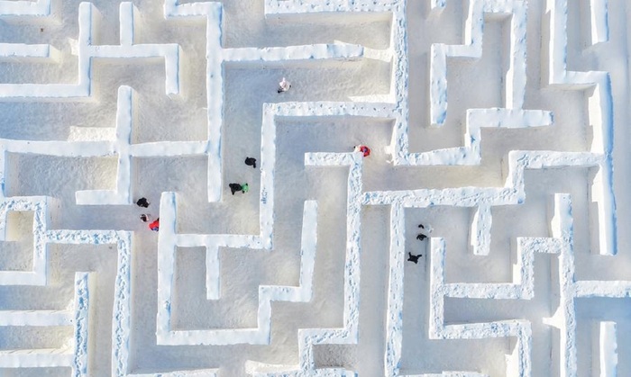 Китай и Россия провели совместный зимний автопробег по льду и снегу на границе - фото