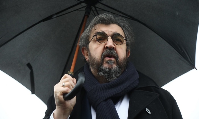 Почему на похоронах Игоря Золотовицкого люди смеялись? - фото