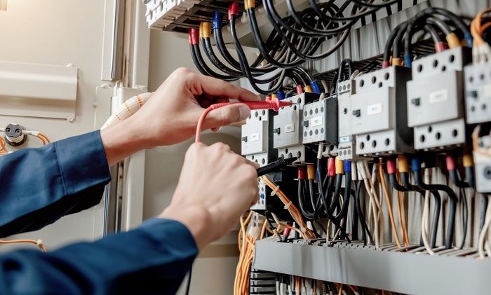 Эксперты назвали рабочие профессии с самыми высокими зарплатами в России - фото