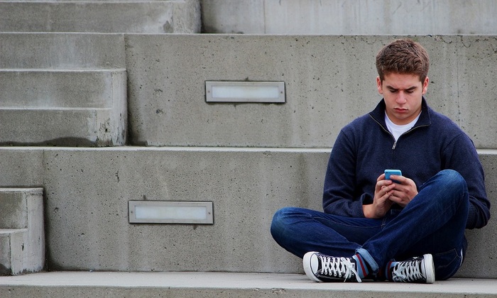 Запрет соцсетей для подростков может дать обратный эффект, предупредили ученые - фото