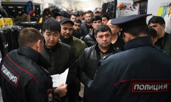 «Ценные кадры» - на историческую родину! - фото