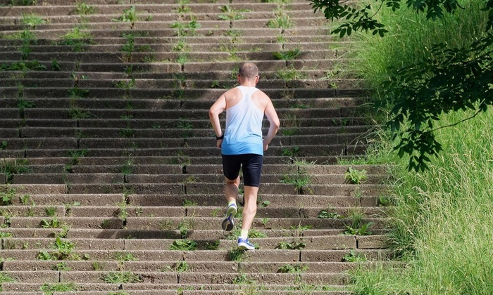 Пять минут движения в день могут снизить риск ранней смерти - фото