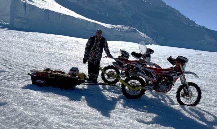 Мотопробег среди пингвинов - фото