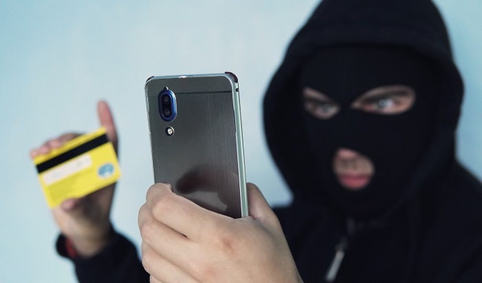 Мошенники начали мстить тем, кто не поддался на их уловки - фото