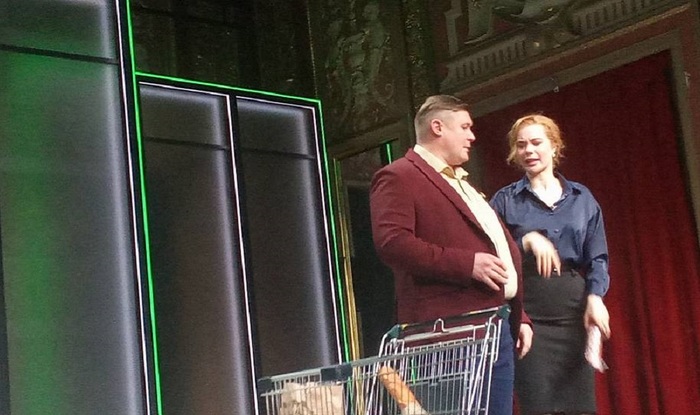 Приключения «Желтого карлика» в театре «На Трубной» - фото