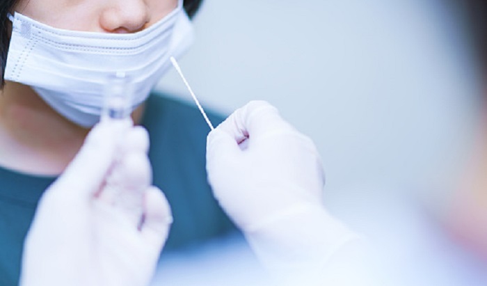 В ряде регионов России зафиксирован рост заболеваемости COVID-19 - фото