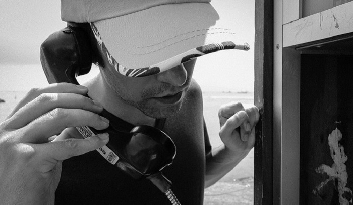 В Госдуме предложили вернуть на улицы таксофоны с доступом в интернет - фото