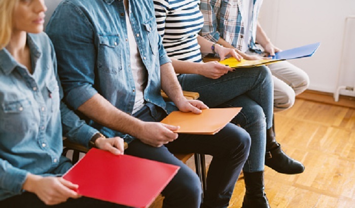 Эксперт заявил, что россияне могут найти новую работу за несколько часов - фото