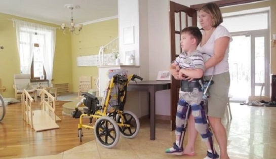 В Омске спасают ребенка с мышечной дистрофией
