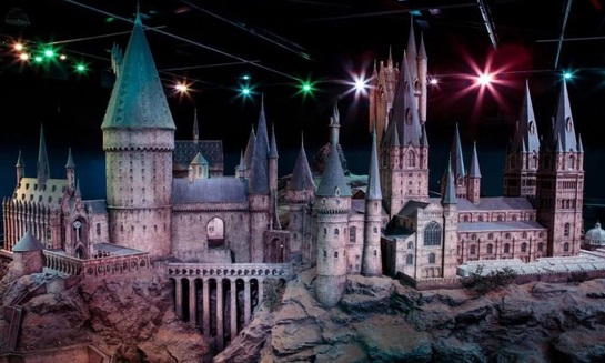 Японцы открыли самый большой закрытый тематический парк Гарри Поттера