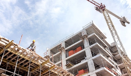 «Самолет» запросил дозаправки - фото