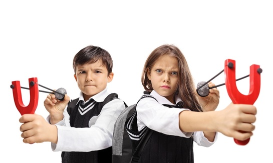 Дети вышли на настоящую охоту - фото