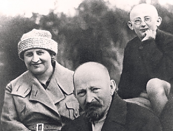 Феликс Дзержинский с женой и сыном