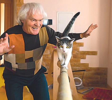 Юрий Куклачев с кошками